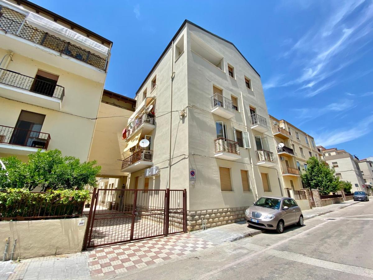 شقة Residenza Le Quattro Palme ألغيرو المظهر الخارجي الصورة
