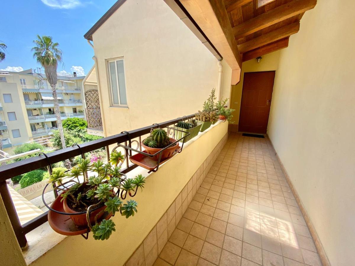 شقة Residenza Le Quattro Palme ألغيرو المظهر الخارجي الصورة